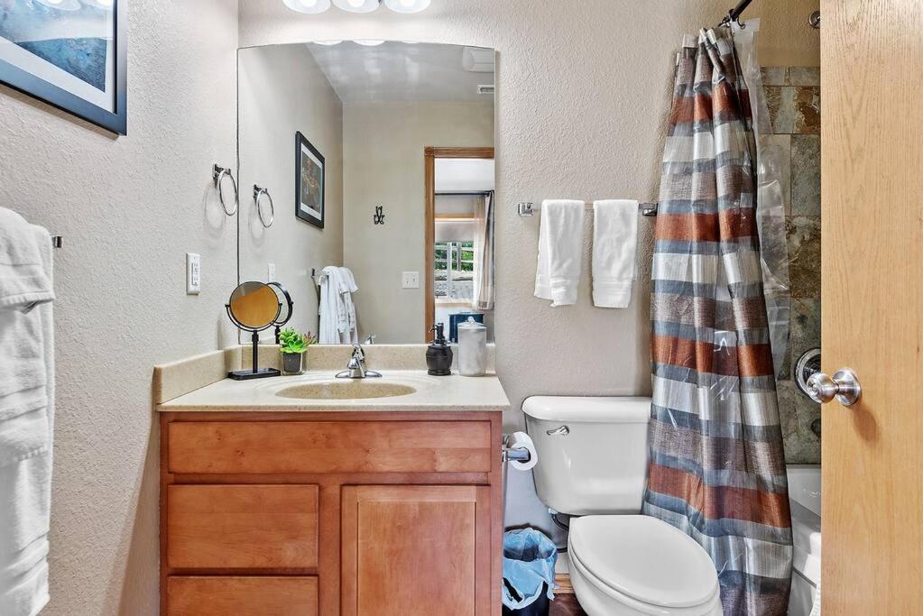Convenient Townhouse - Near Airport Vila Rapid City Exterior foto
